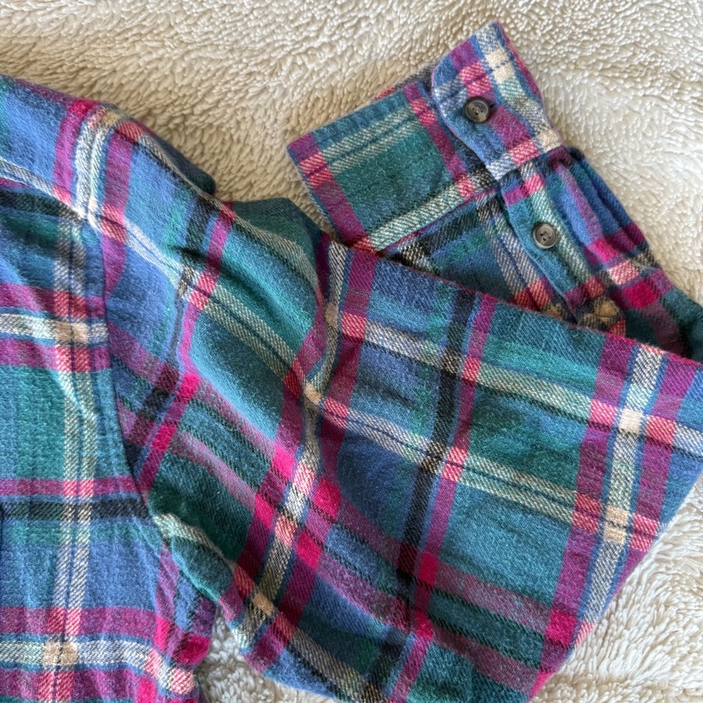 BOGO 🔥 Checkered plaid shirt - Picture 3 of 4